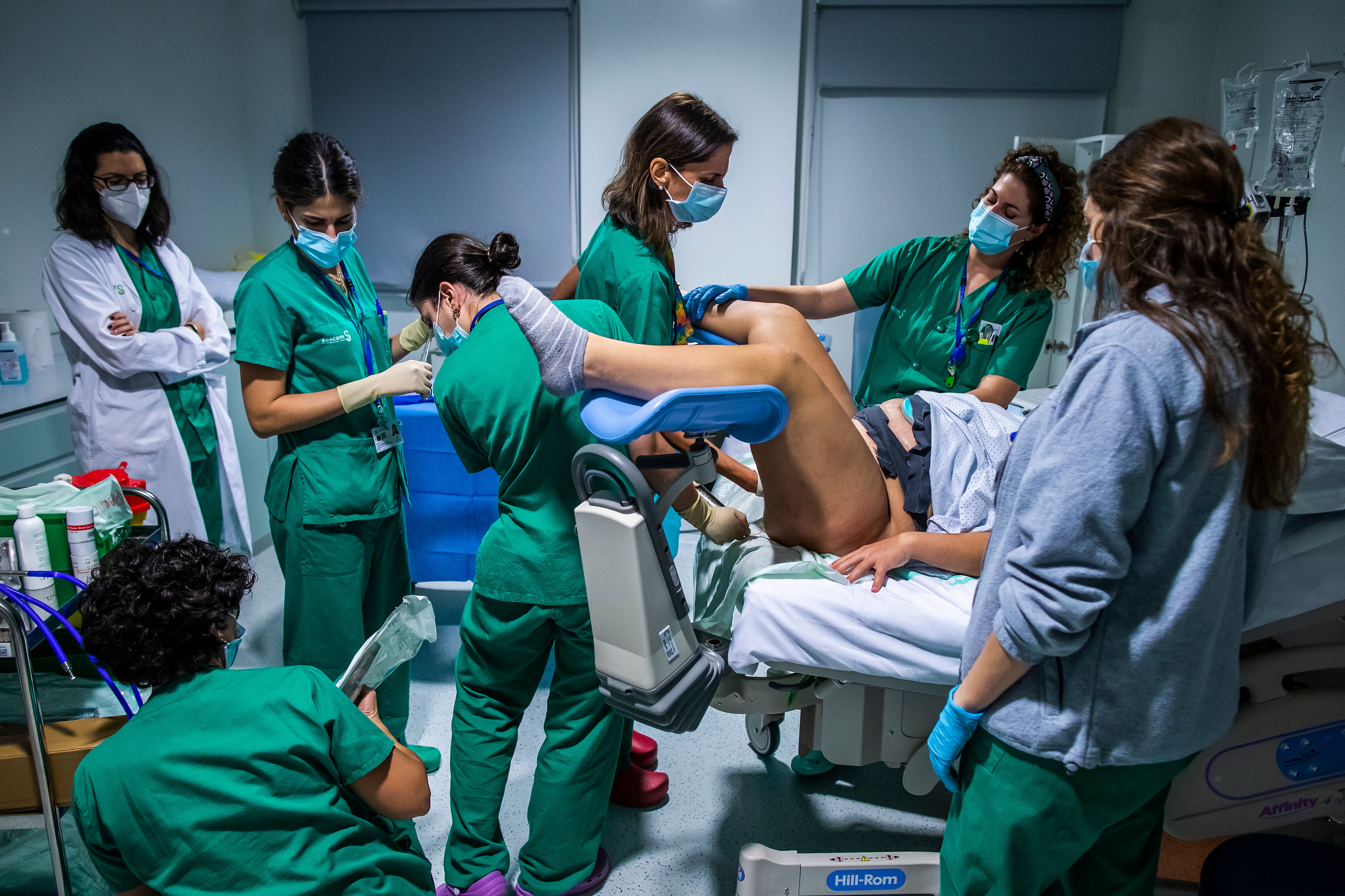 Tu dolor, mujer, no es nada