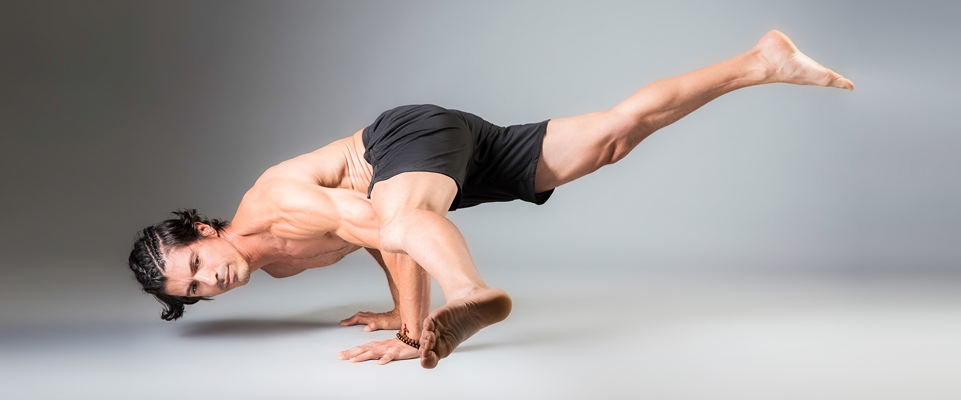 Pedro Luis Otero - Yoga del Éxito
